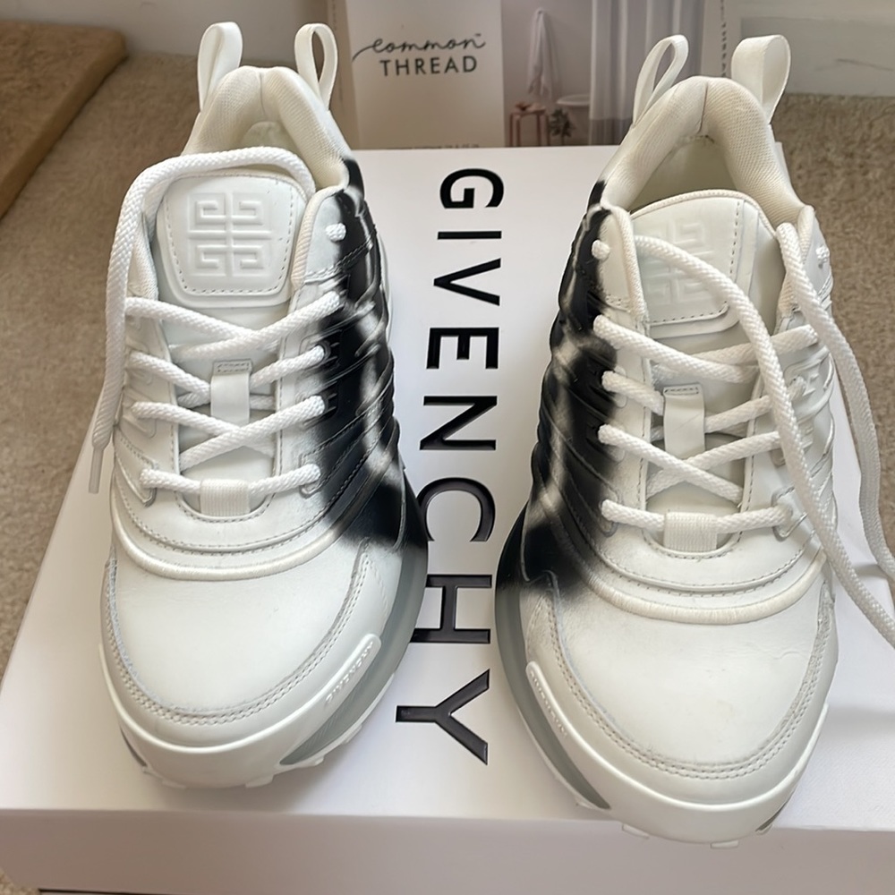 GIVENCHY 1 RUNNERS 39 - Picture 5 of 11